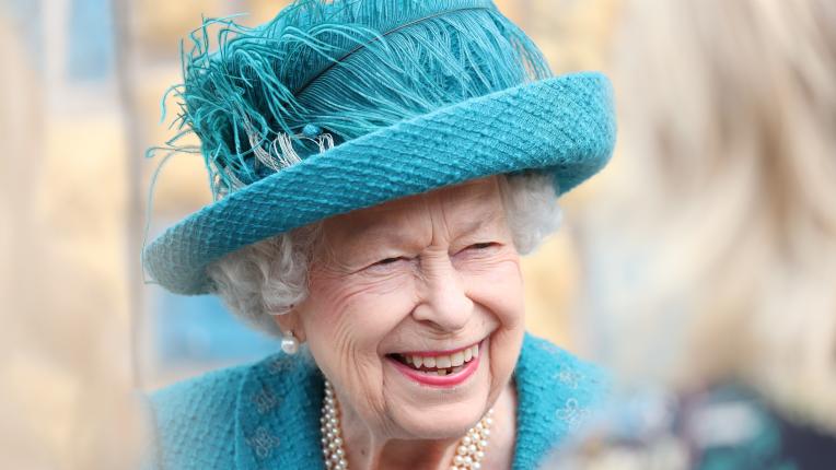  Кралица Елизабет Втора на посещаване в Манчестър 