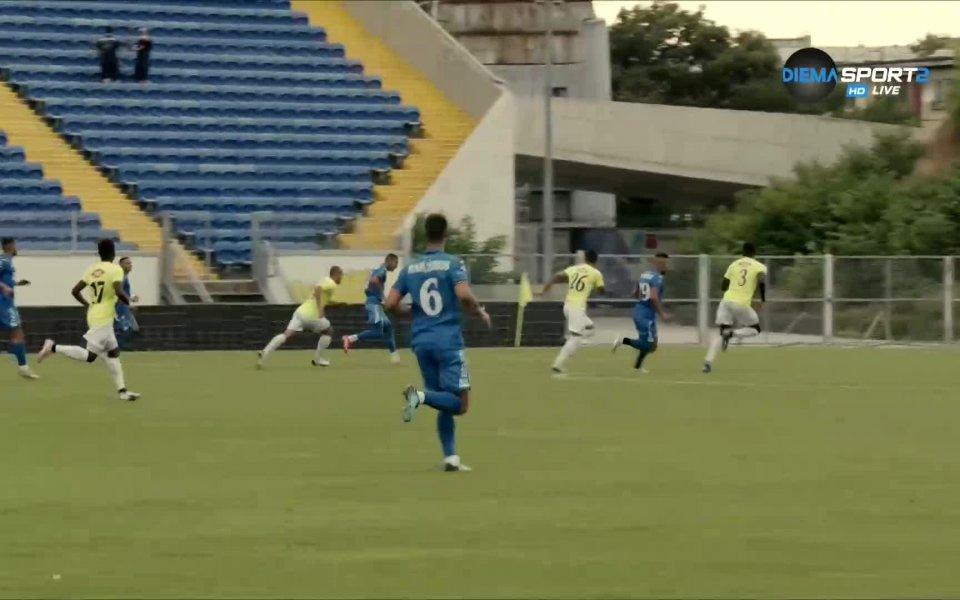 Левски - Етър 2:0 /първо полувреме/