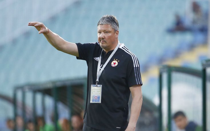 Любо Пенев взима мерки, готви промени в ЦСКА