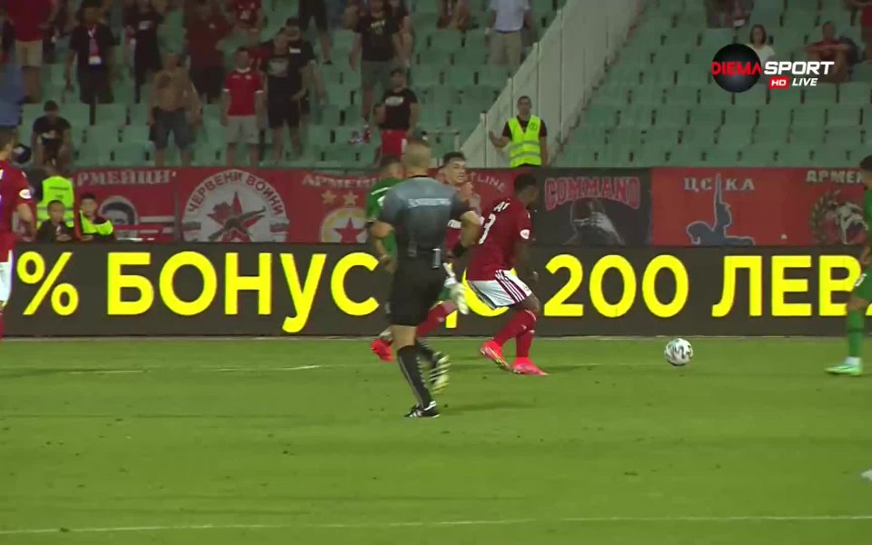 Доминик Янков и Кирил Десподов разиграха отлично в 41-ата минута