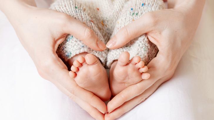 5 неща, които трябва да знаем за кожата на новороденото бебе