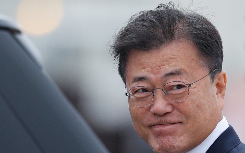 Президентът на Южна Корея Мун Дже-ин се е отказал от