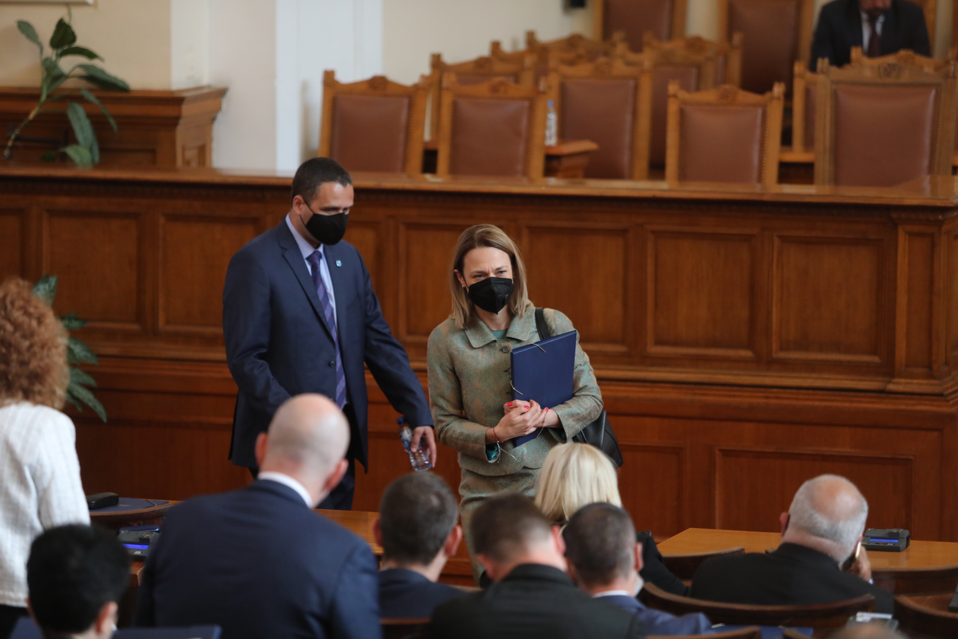 <p>Народните представители от 46-ото Народно събрание положиха клетва</p>