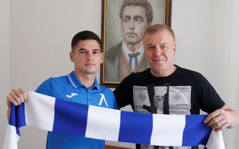 Левски подписа договор със защитника Иван Горанов. Бранителят се завръща