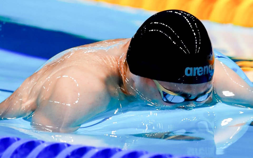 Българските представители на 50 метра свободен стил Йосиф Миладинов и