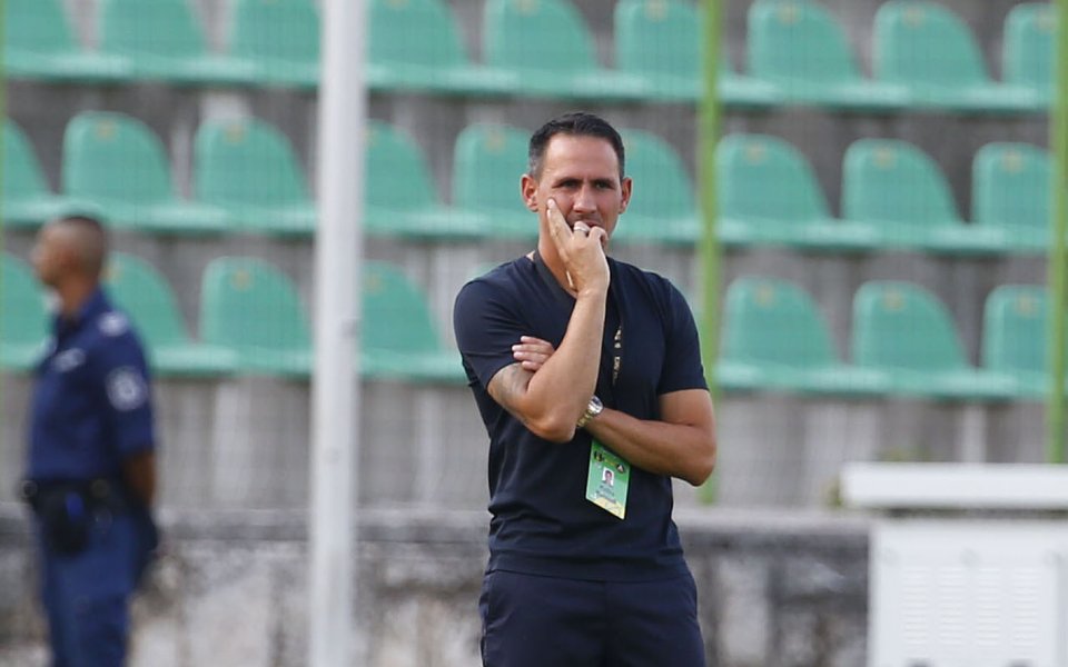 Отборът на Левски продължава да търси нови попълнения в защита.