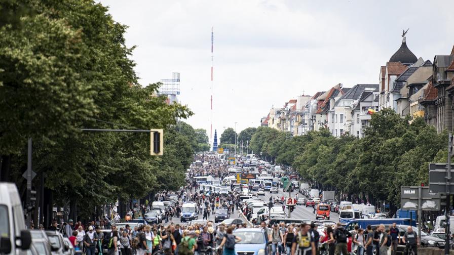 Сблъсъци и насилие, стотици арестувани в Берлин