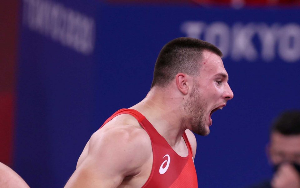 Кирил Милов спечели европейската титла по борба в класическия стил