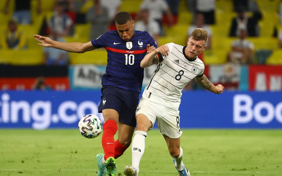 Бъдещето на звездата на Пари Сен Жермен Килиан Мбапе в