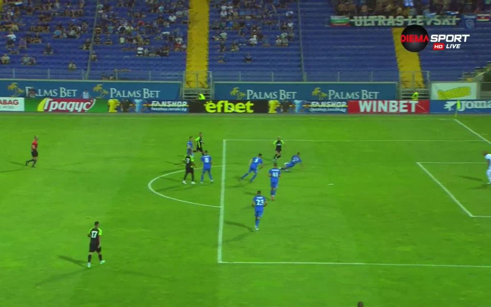 Гол на Спас Делев от Арда във вратата на Левски