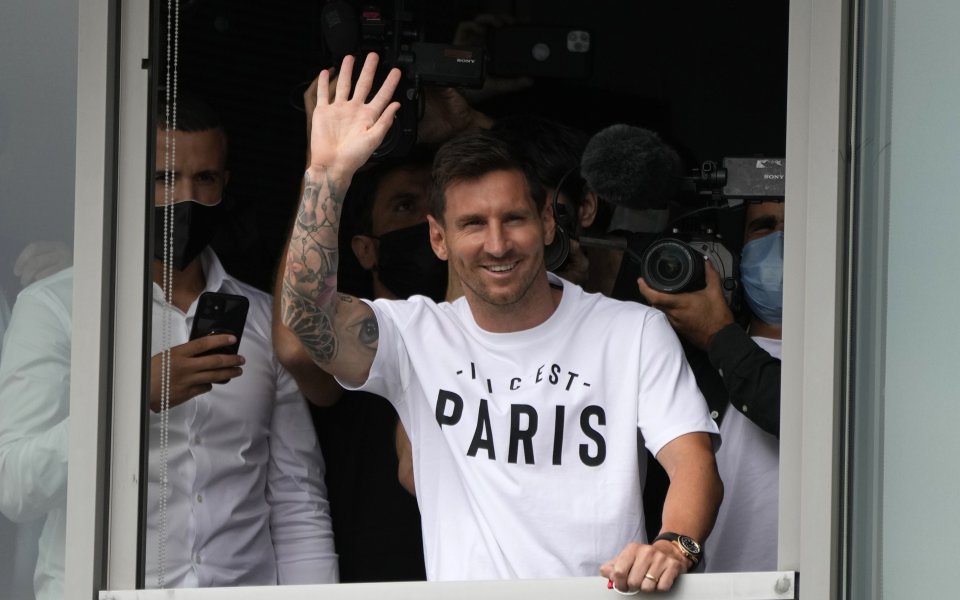 Новият нападател на Пари Сен Жерман Лионел Меси вече е