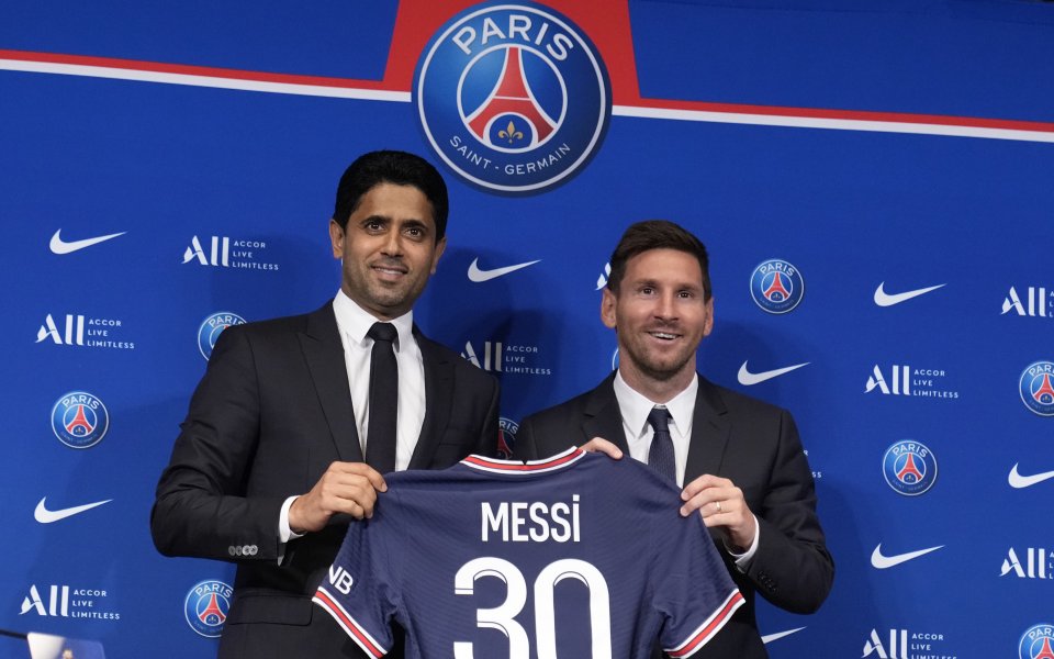 С трансфера на Лионел Меси разходите за заплати в Пари