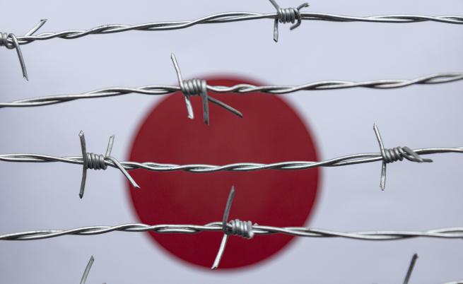 DW: Смърт, болести, тормоз: ужасът на временните арести за бежанци в Япония