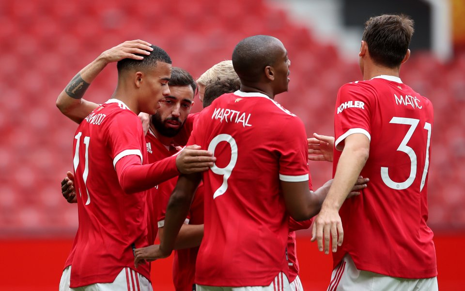 Отборите на Манчестър Юнайтед и Лийдс Юнайтед се изправят един