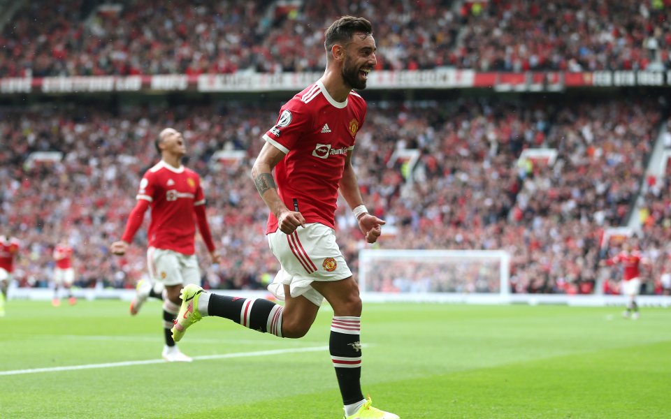 Отборите на Манчестър Юнайтед и Лийдс Юнайтед играят при