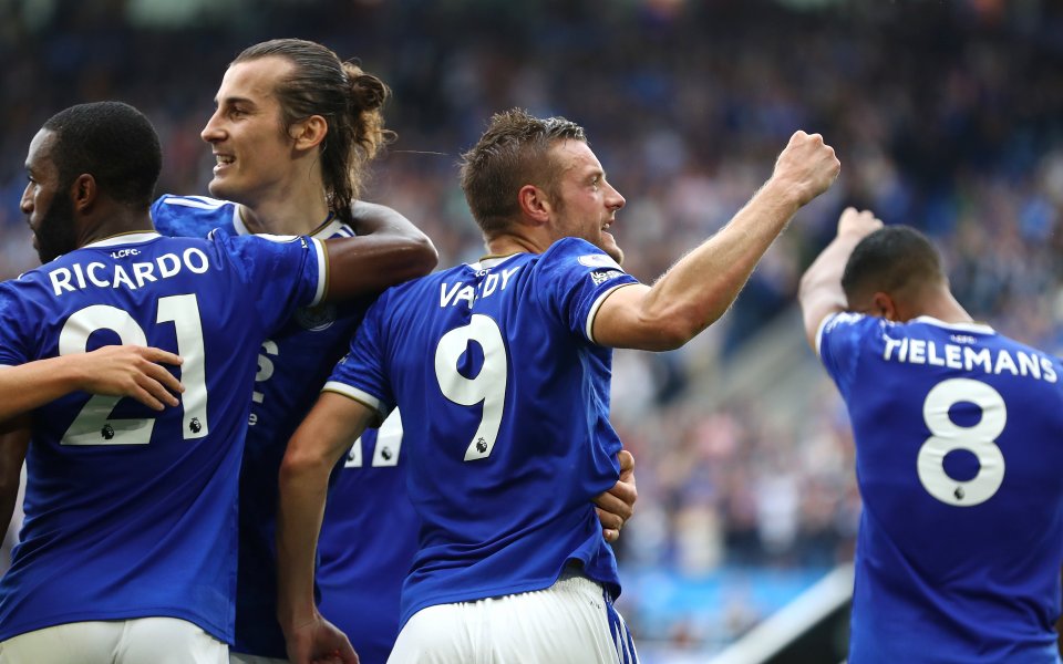 Отборът на Лестър стартира успешно новия сезон в английската Висша