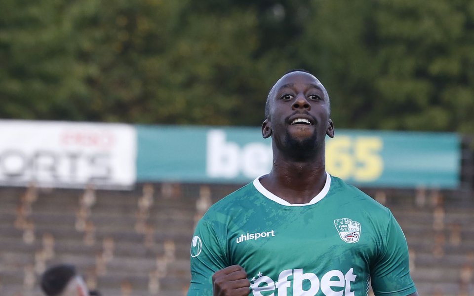 Нападателят на Берое Умар Камара попадна в състава на Мавритания