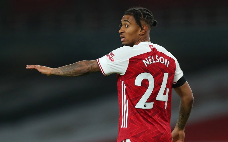 Арсенал иска да задържи крило