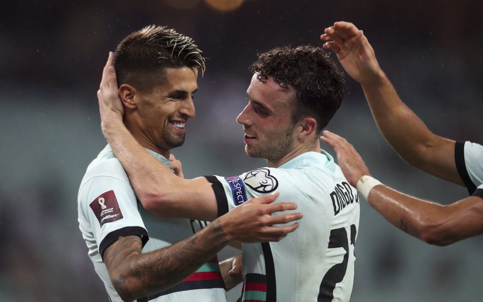 Португалия победи лесно с 3:0 като гост Азербайджан в среща