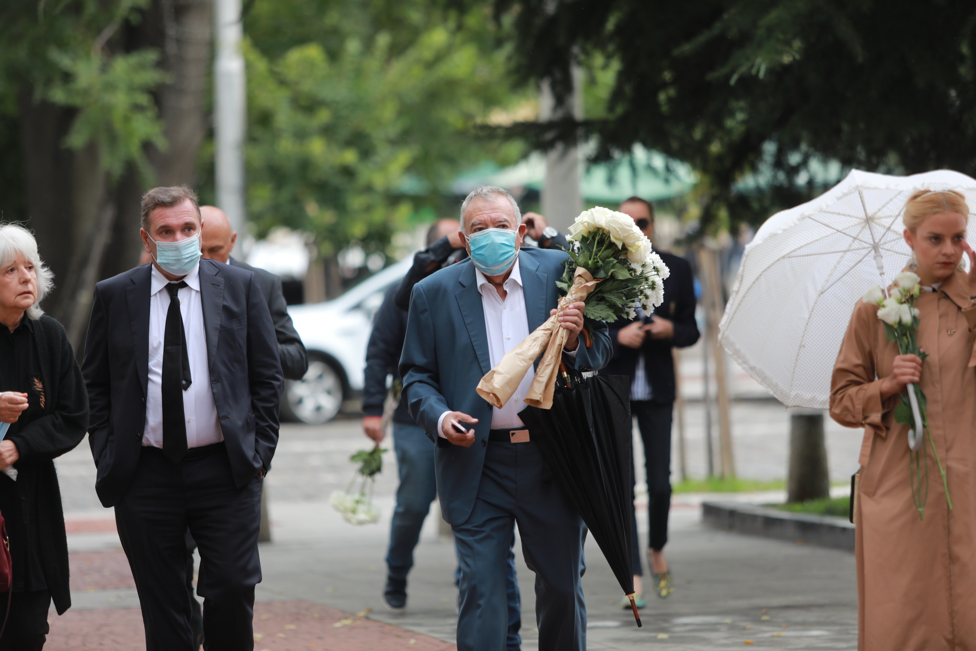 <p>Близки, политици и общественици се простиха с Борислав Дионисиев</p>