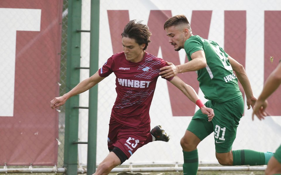 Лудогорец II загуби с 2:3 гостуването си на Септември в