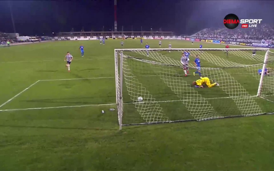 Димитър Илиев изравни за Локомотив Пловдив за 2:2 след гол