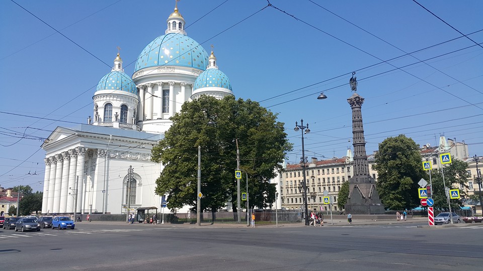 <p>Царственият Санкт Петербург</p>