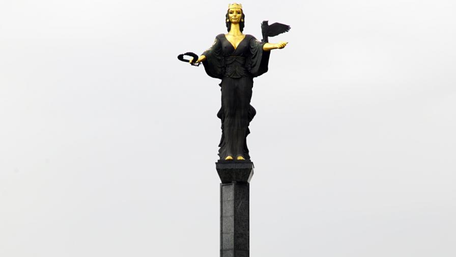 Паметникът на София