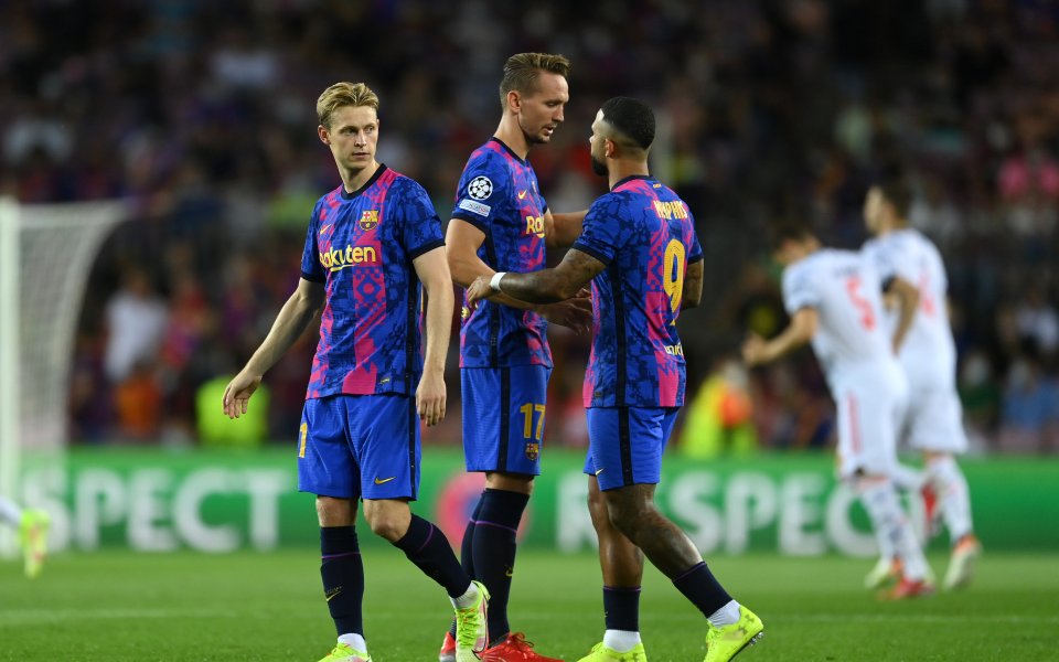 Барселона е на загуба от 481млн.евро, съобщава сайтът на клуба.