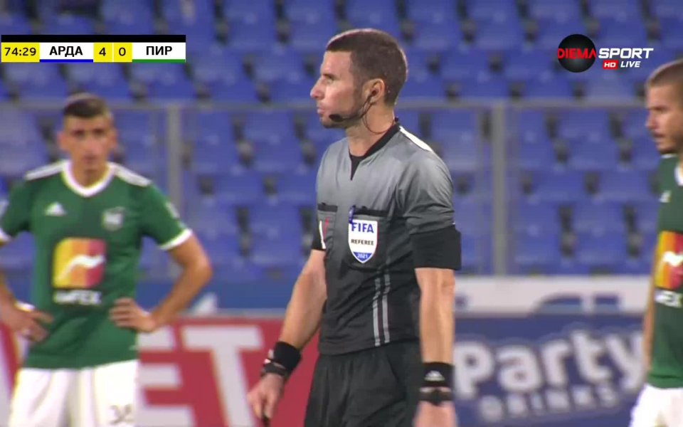 Тонислав Йорданов вкара и второ попадение малко по-късно, но то