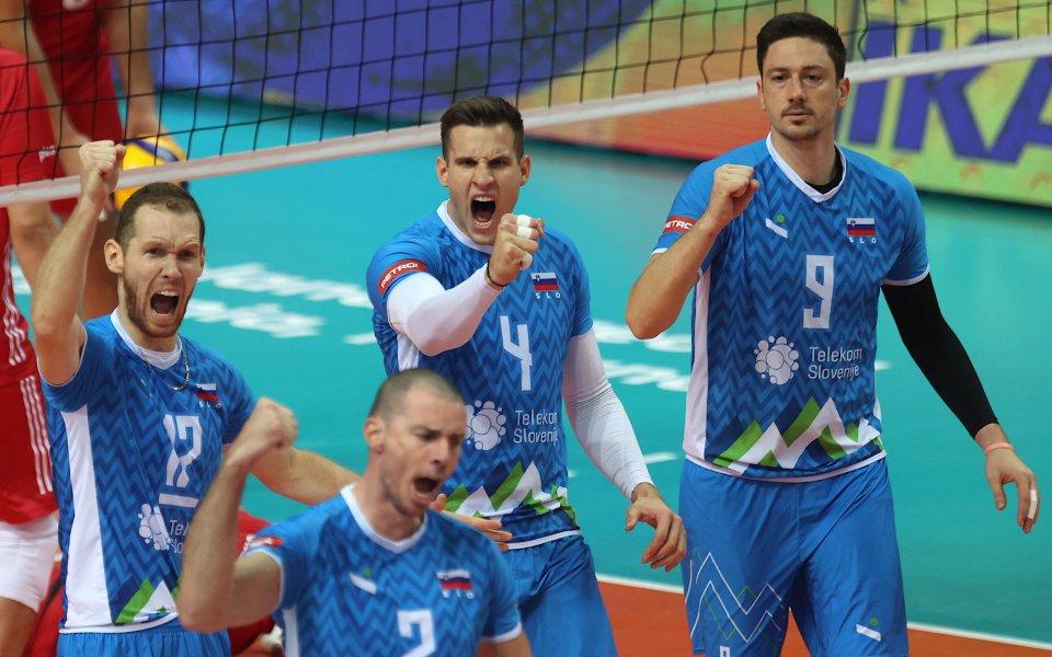 Словения пречупи Полша за нов финал на Евроволей