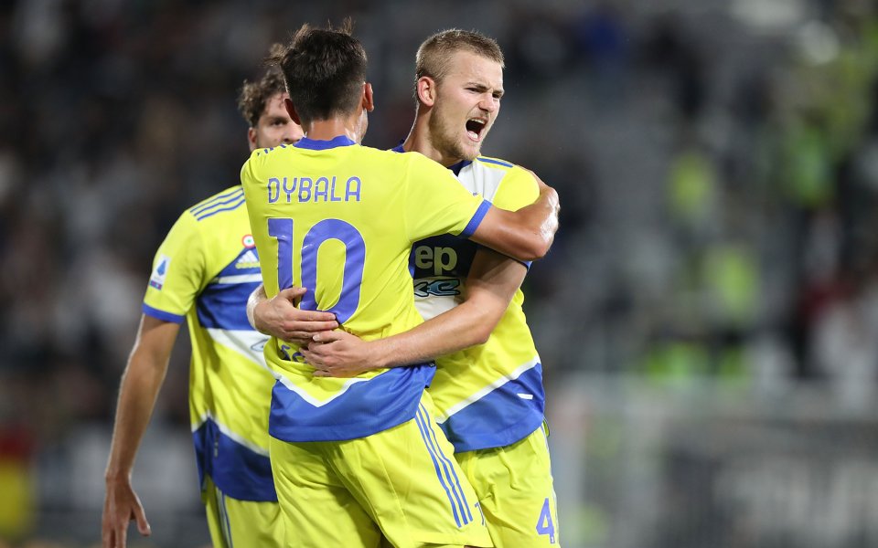 Пауло Дибала и Алваро Мората тренираха отделно от групата на