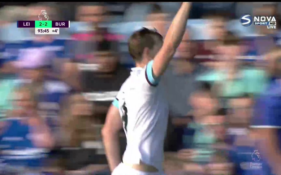 Лестър - Бърнли 2:2 /репортаж/