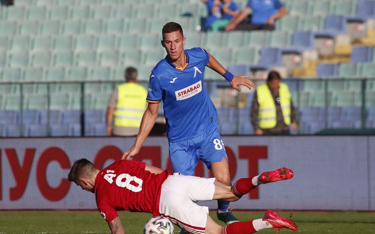 Няма почивка за играчите на Левски