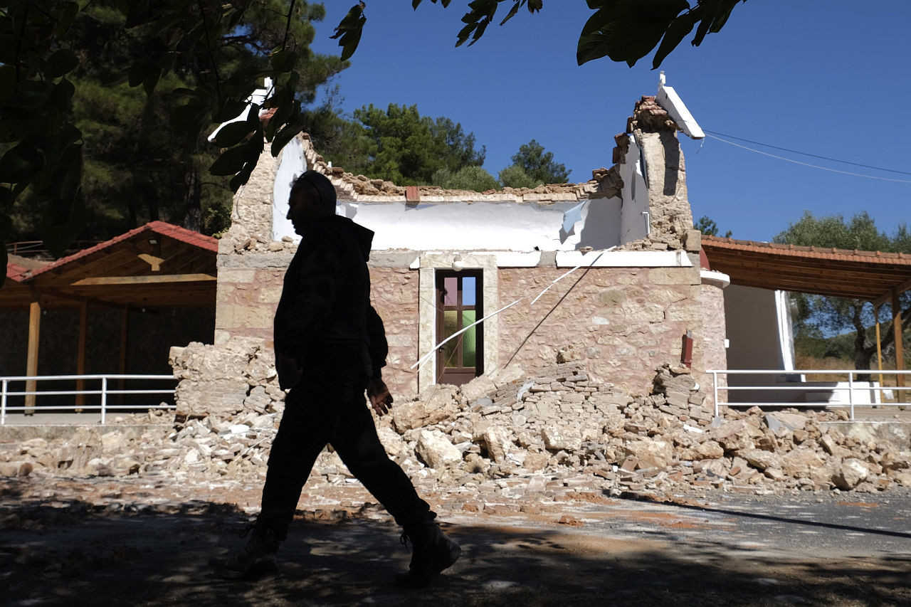 <p>Силно земетресение разлюля Гърция</p>