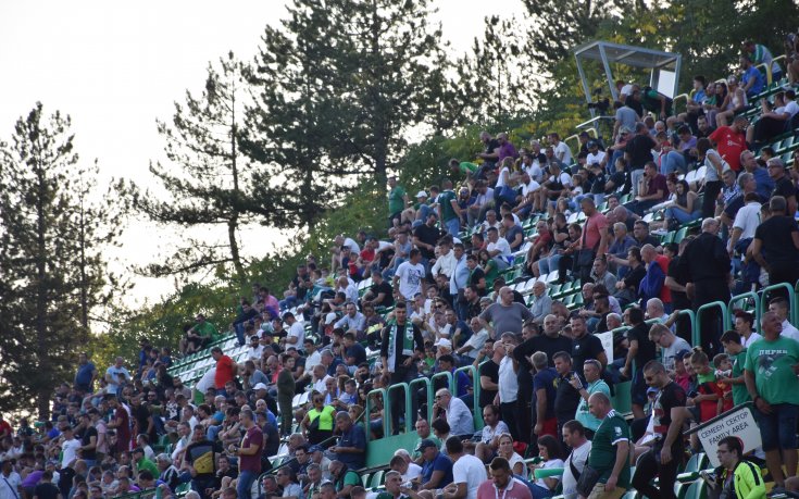 Фенове на Черно море: Искаме промени в клуба, ръководството - не