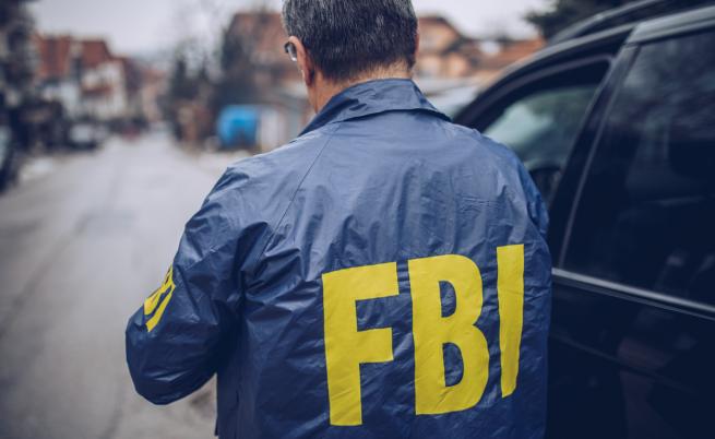 ФБР арестува заподозрян за теча на секретни документи
