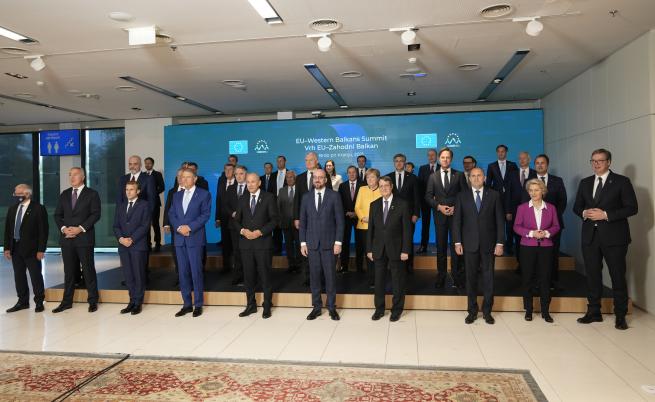 ЕС обеща членство на страните от Западните Балкани, но не каза кога