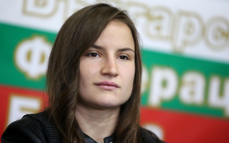 Вангелов и Дудова сменят категориите за „Дан Колов – Никола Петров“