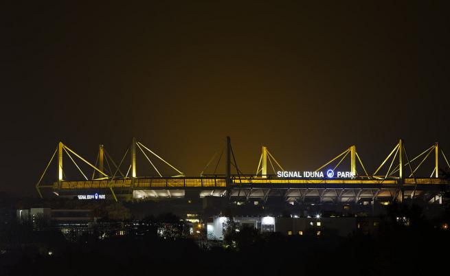 Най-големият футболен стадион в Германия (ВИДЕО)