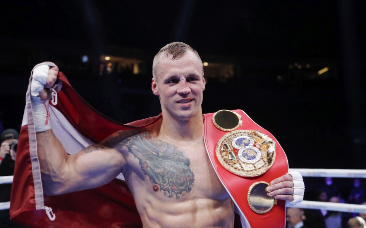 Бриедис защити титлата си със зловещ нокаут (видео)