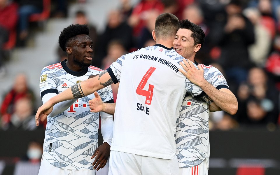 Байерн ще бъде без Леон Горетцка и Алфонсо Дейвис в