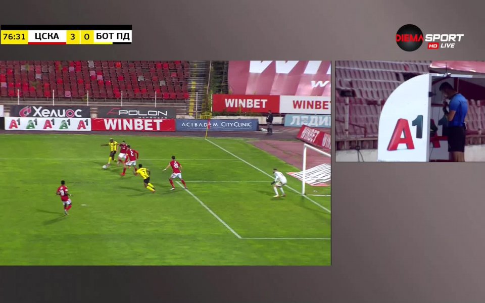 Тодор Неделев е точен от дузпа, за да намали пасива