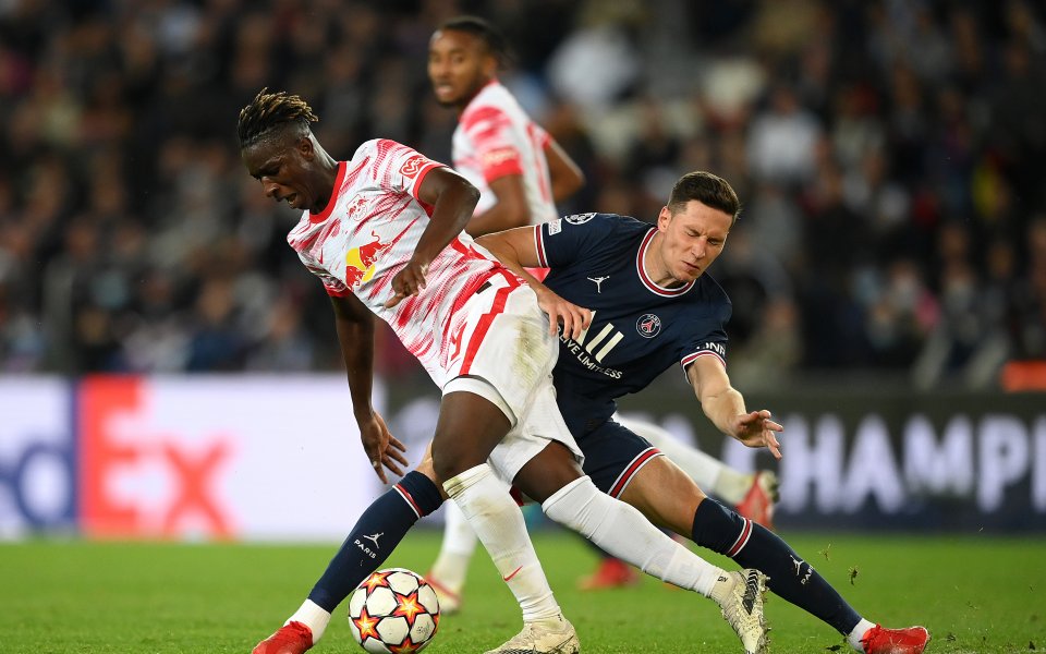 Отборите на Пари Сен Жермен и РБ Лайпциг играят при