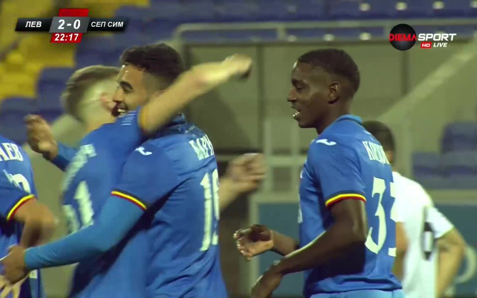 Билал Бари удвои синия аванс