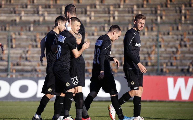 Славия удари Пирин и продължава напред за Купата