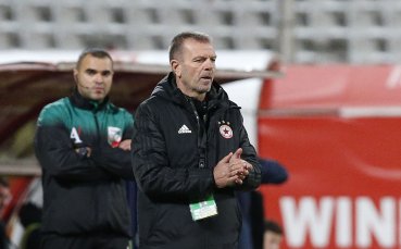 Треньорът на ЦСКА Стойчо Младенов обяви че няма обяснение