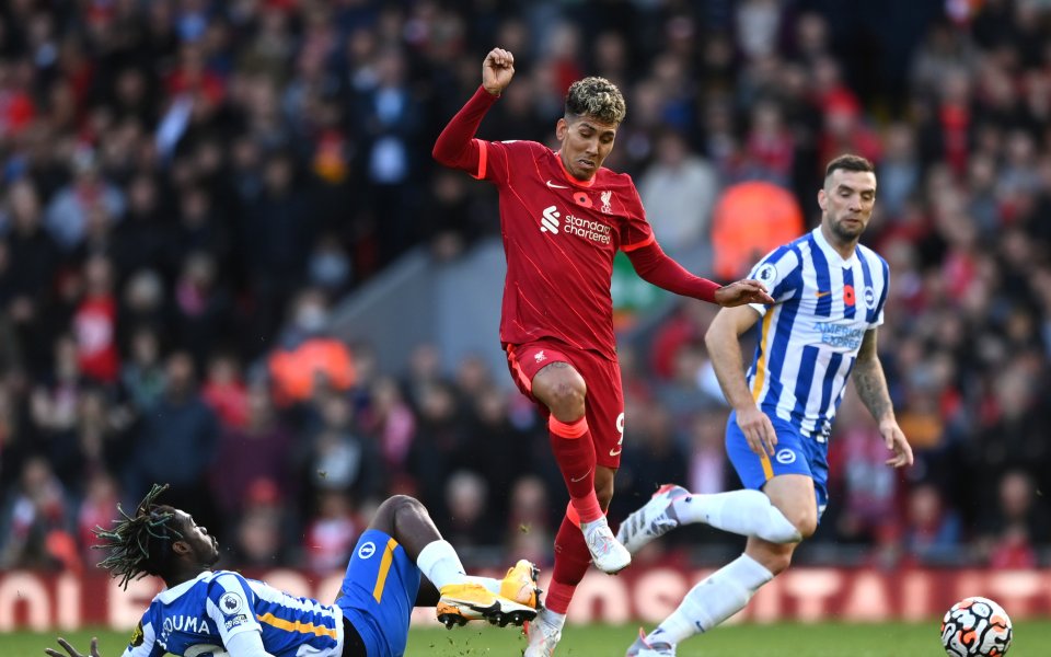 Ливърпул изпусна два гола аванс у дома срещу Брайтън. Срещата