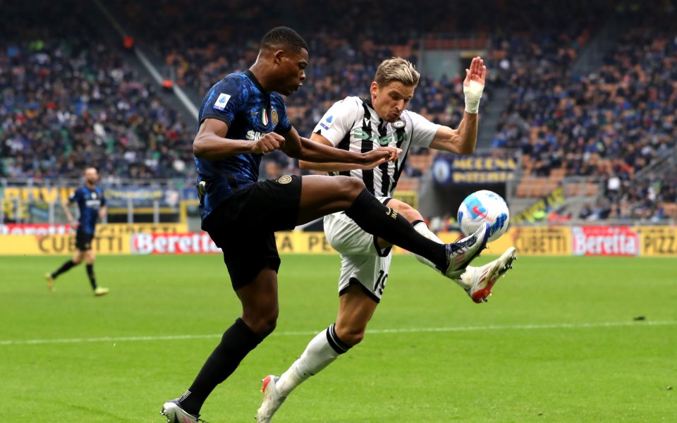 Отборите на Интер и Удинезе играят при в първи двубой