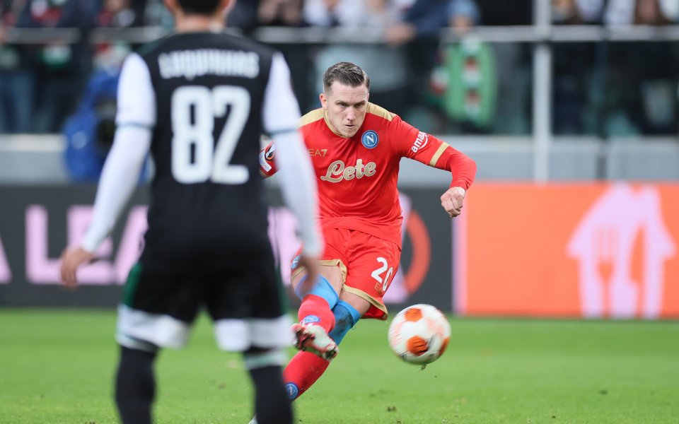 Наполи разби с 4:1 като гост Легия Варшава в мач